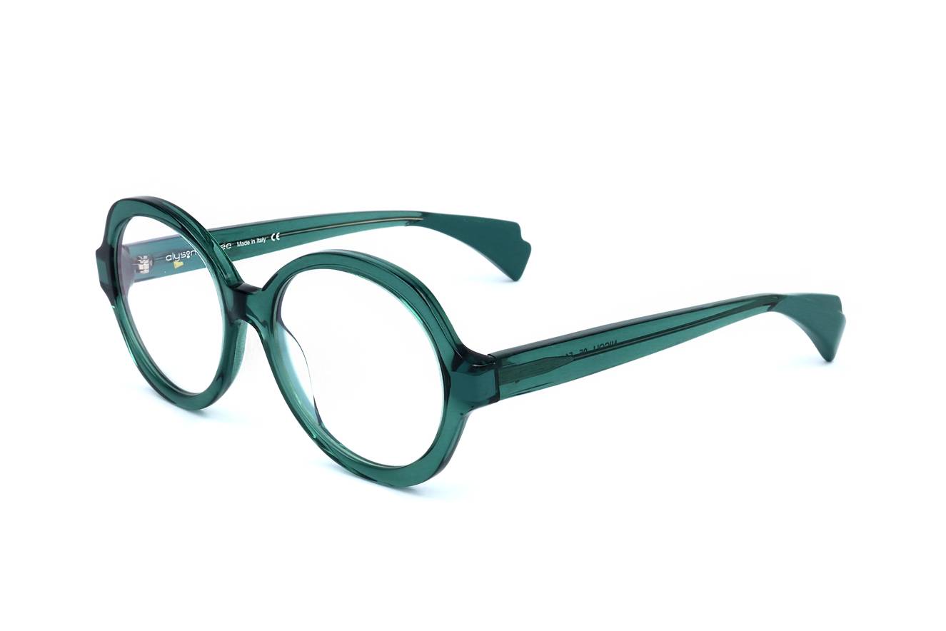 Alyson Magee NICOLL 05  