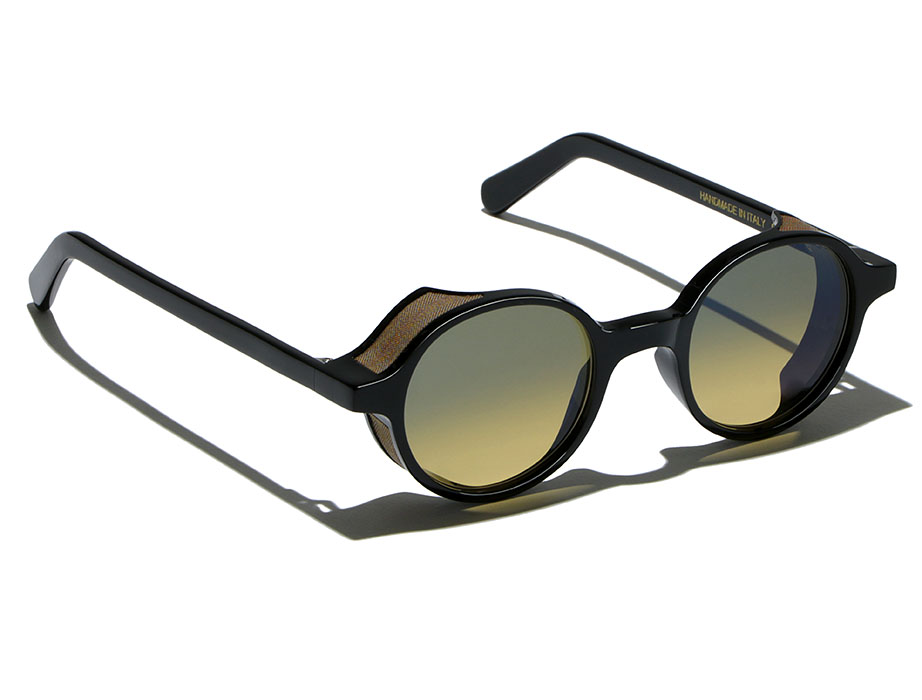 L.G.R. REUNION EXPLORER SKIN 6720  