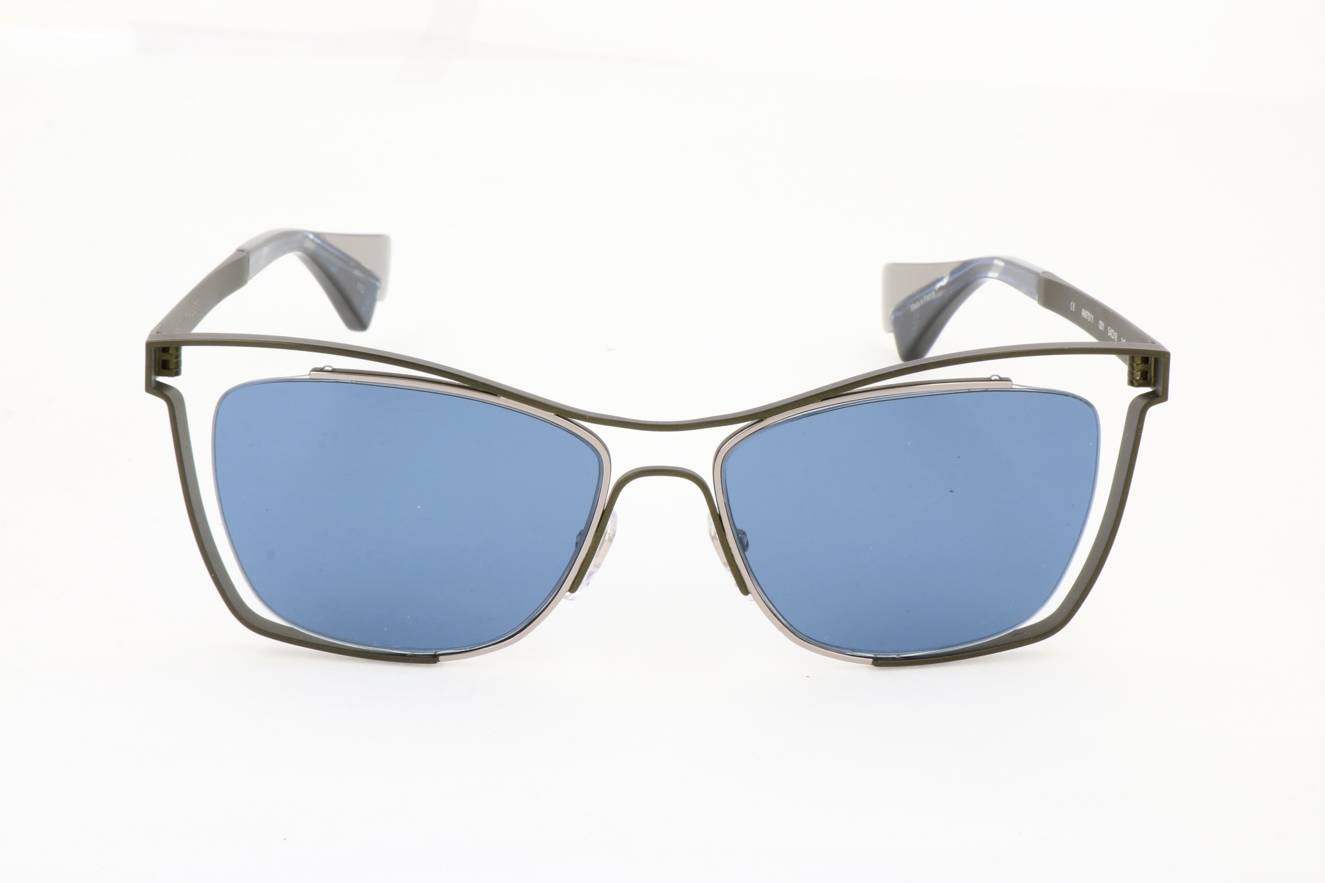 Alyson Magee AM7011 001  