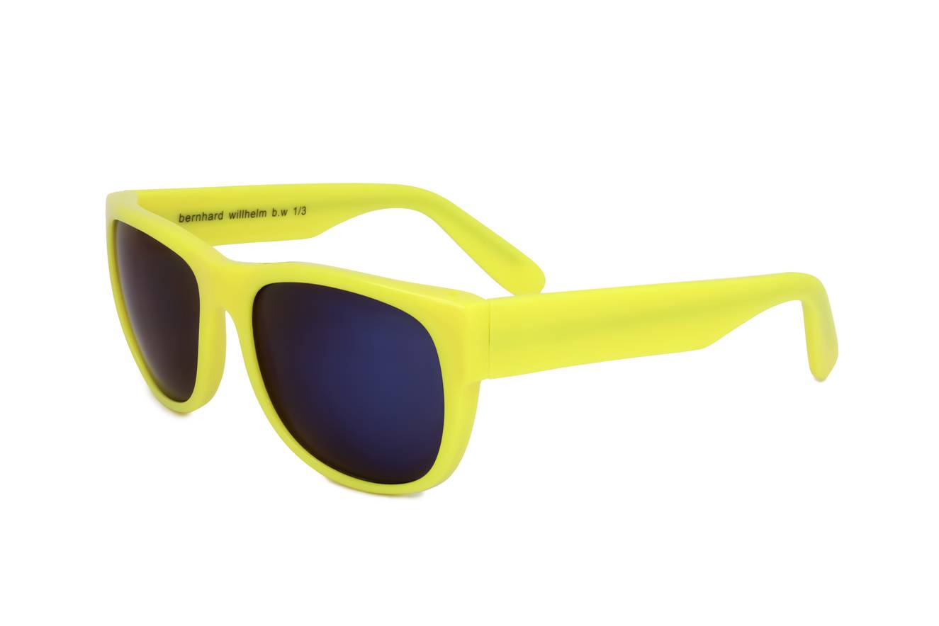 Linda Farrow 6BW1 C3 Walter Van Beirendonck 