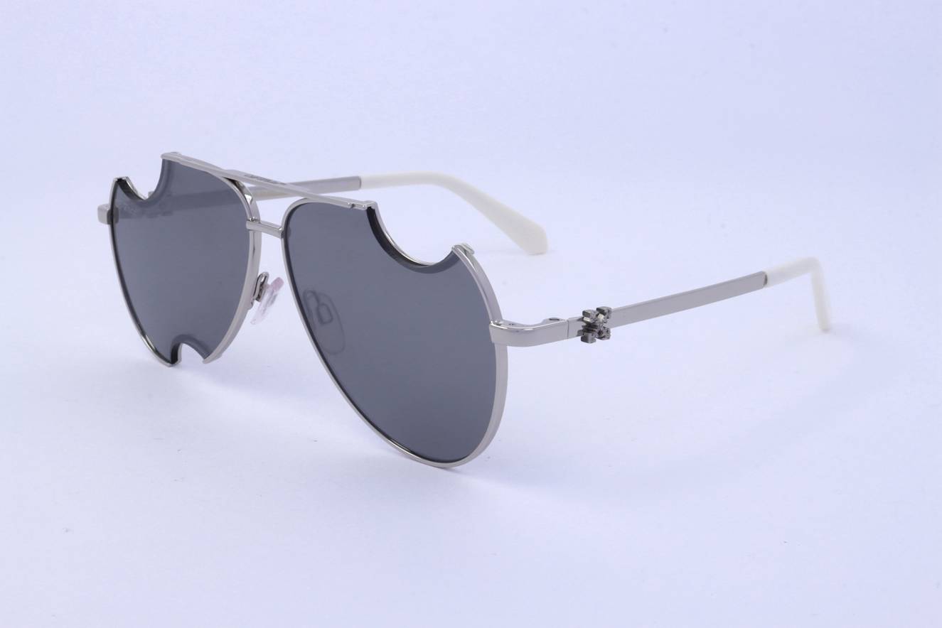 Off White OERI071S23MET0017272   