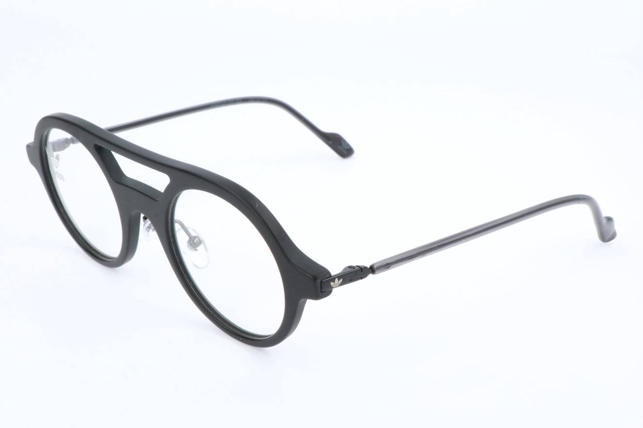 Adidas AOK004O 009.000  