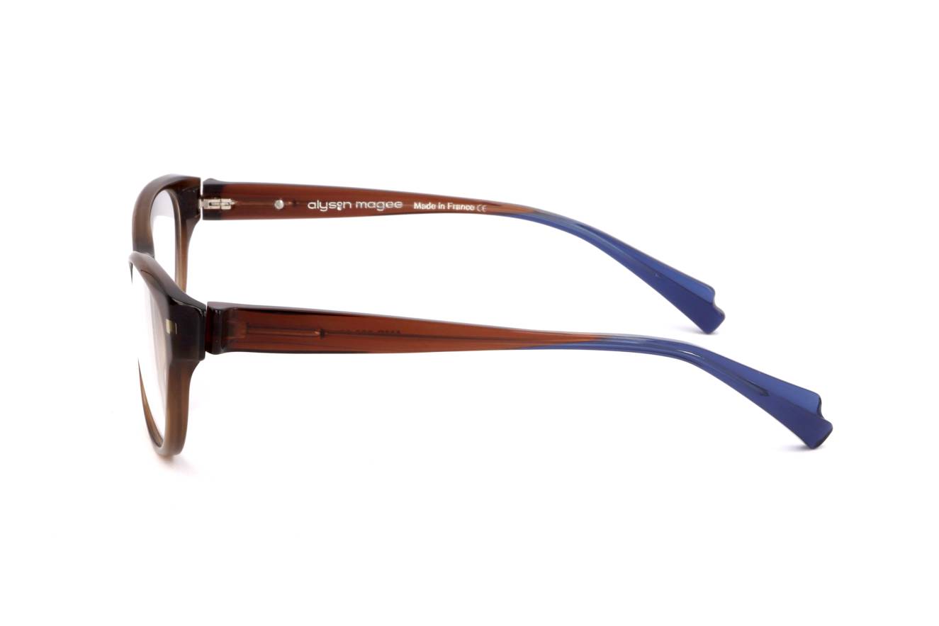 Alyson Magee AMO 003 09  