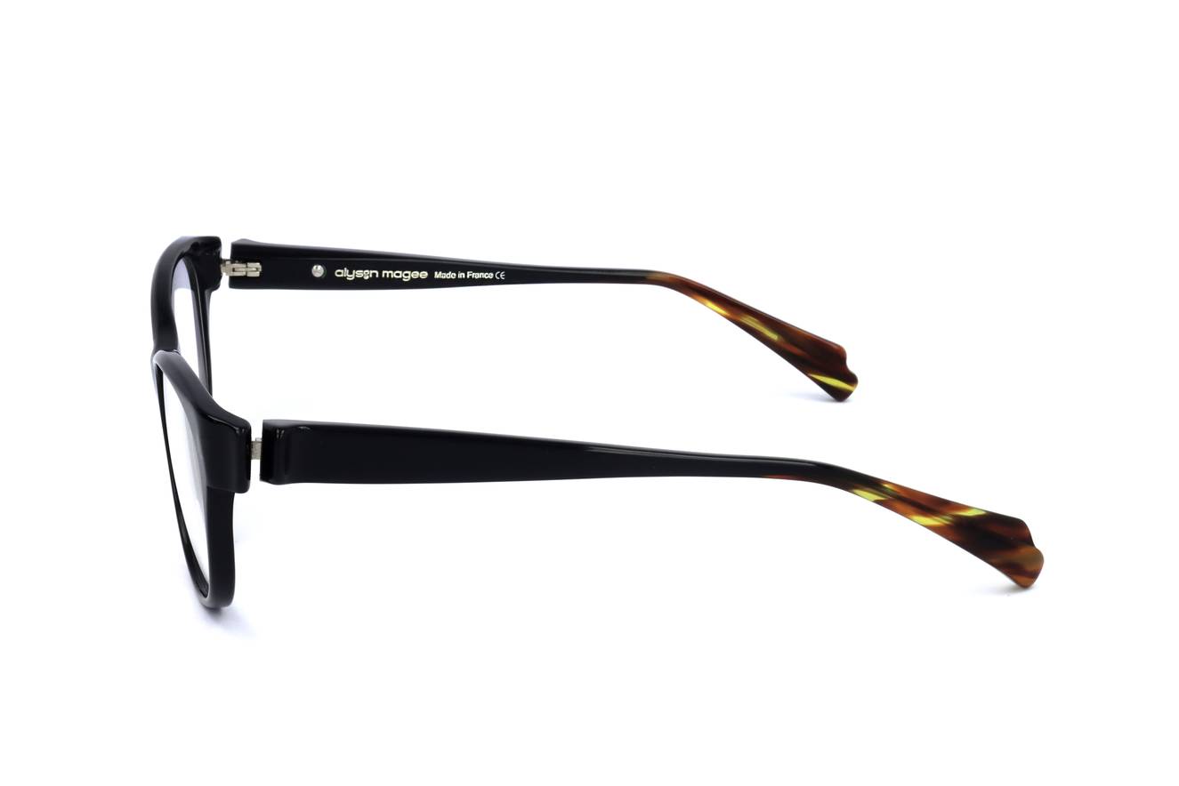 Alyson Magee AMO 003 05  