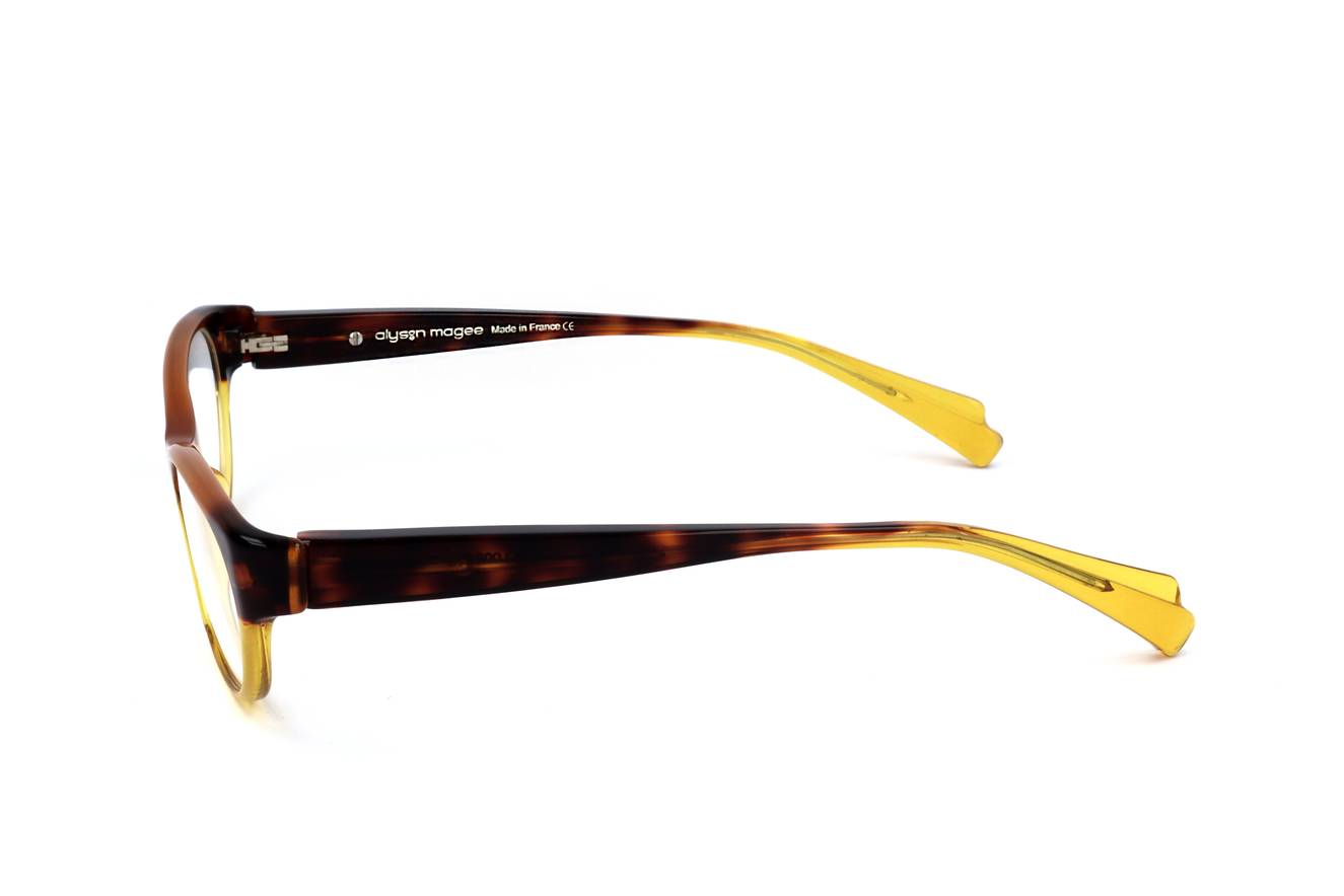 Alyson Magee AMO 006 03  