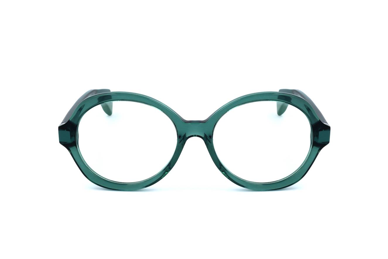 Alyson Magee NICOLL 05  