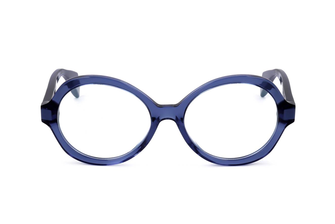 Alyson Magee NICOLL 04  