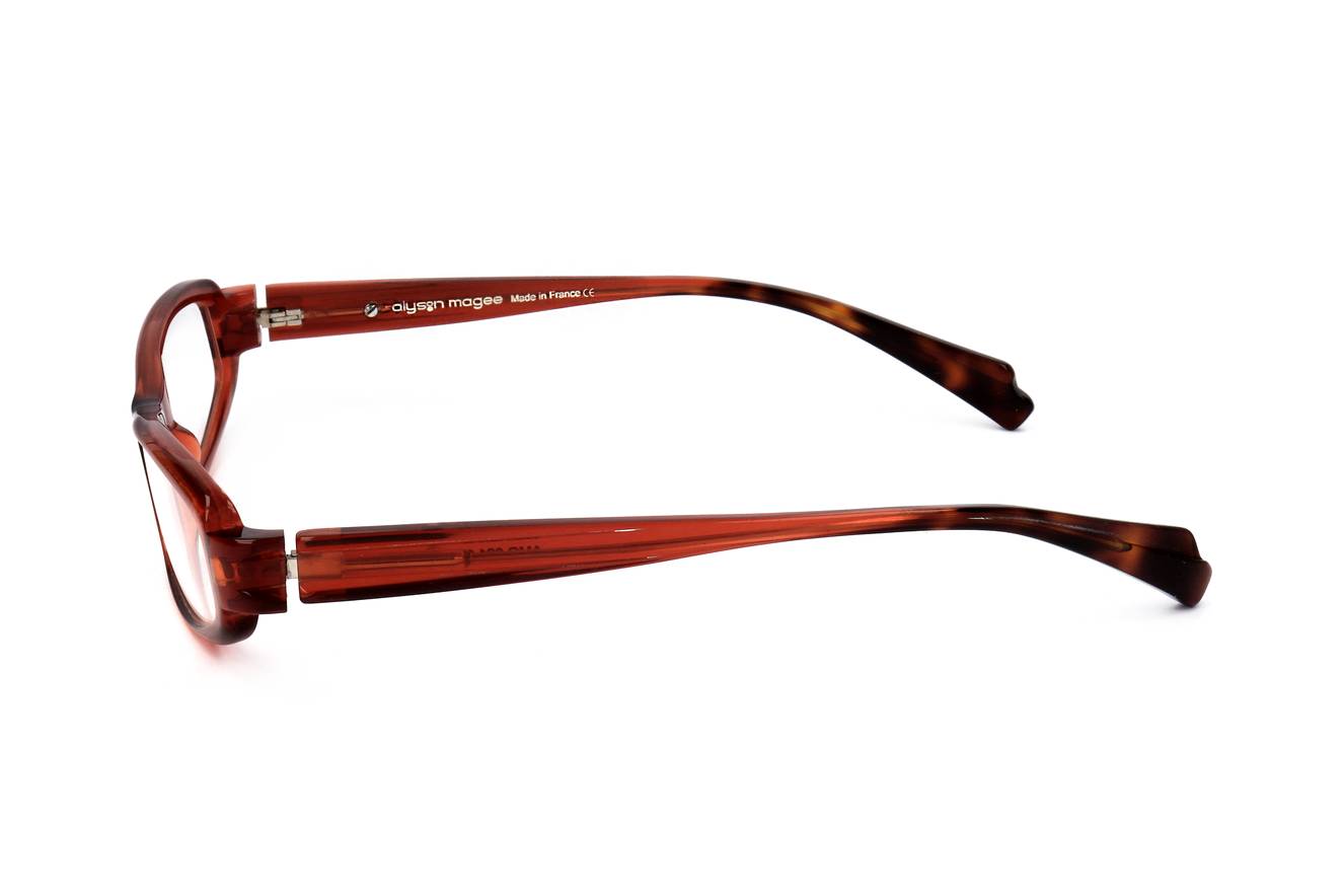 Alyson Magee AMO 001 02  