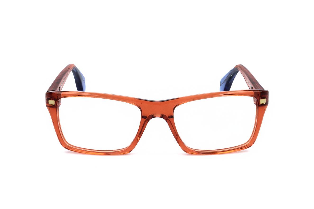 Alyson Magee AMO 002 37  