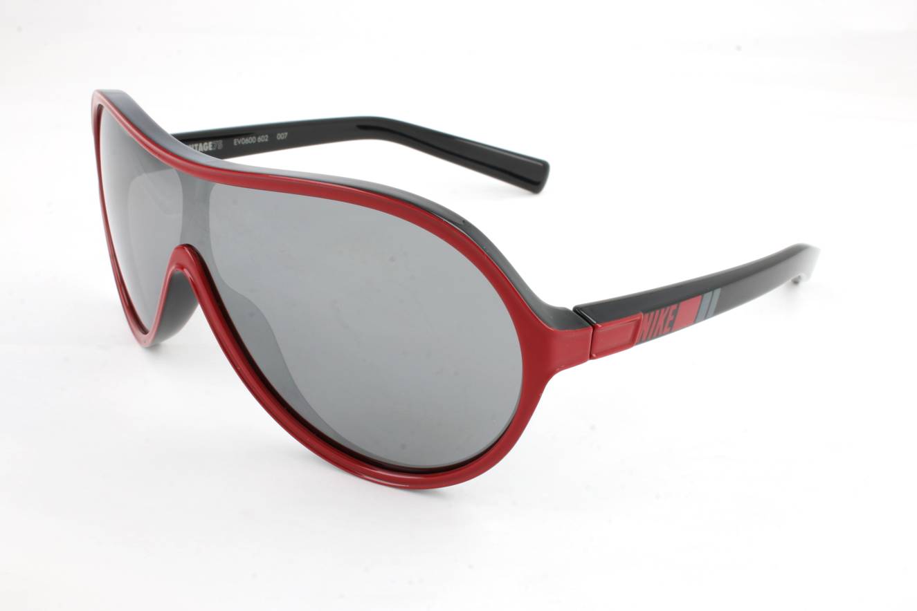 Nike VINTAGE 75 EV0600 602  