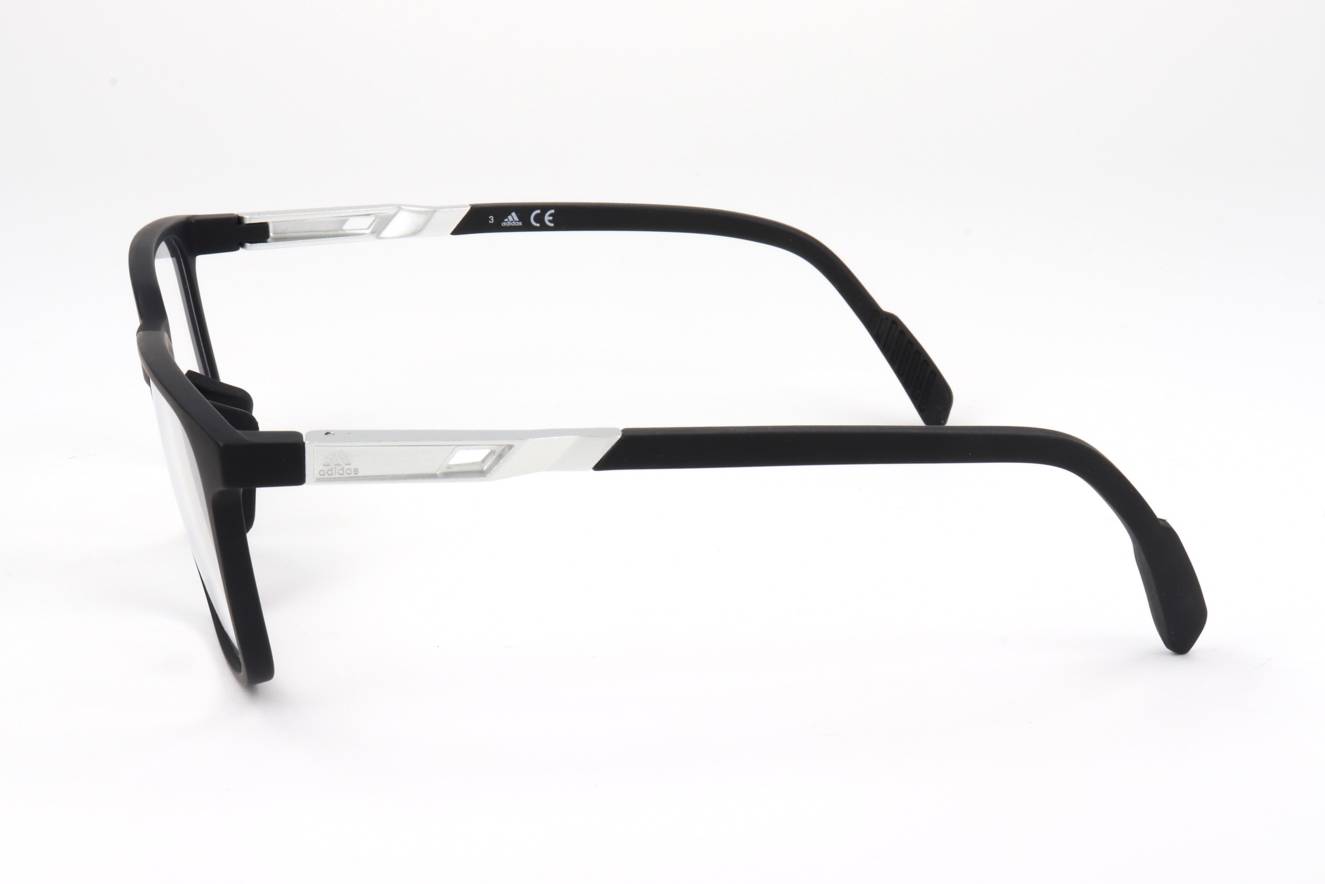Adidas SP5030 002  