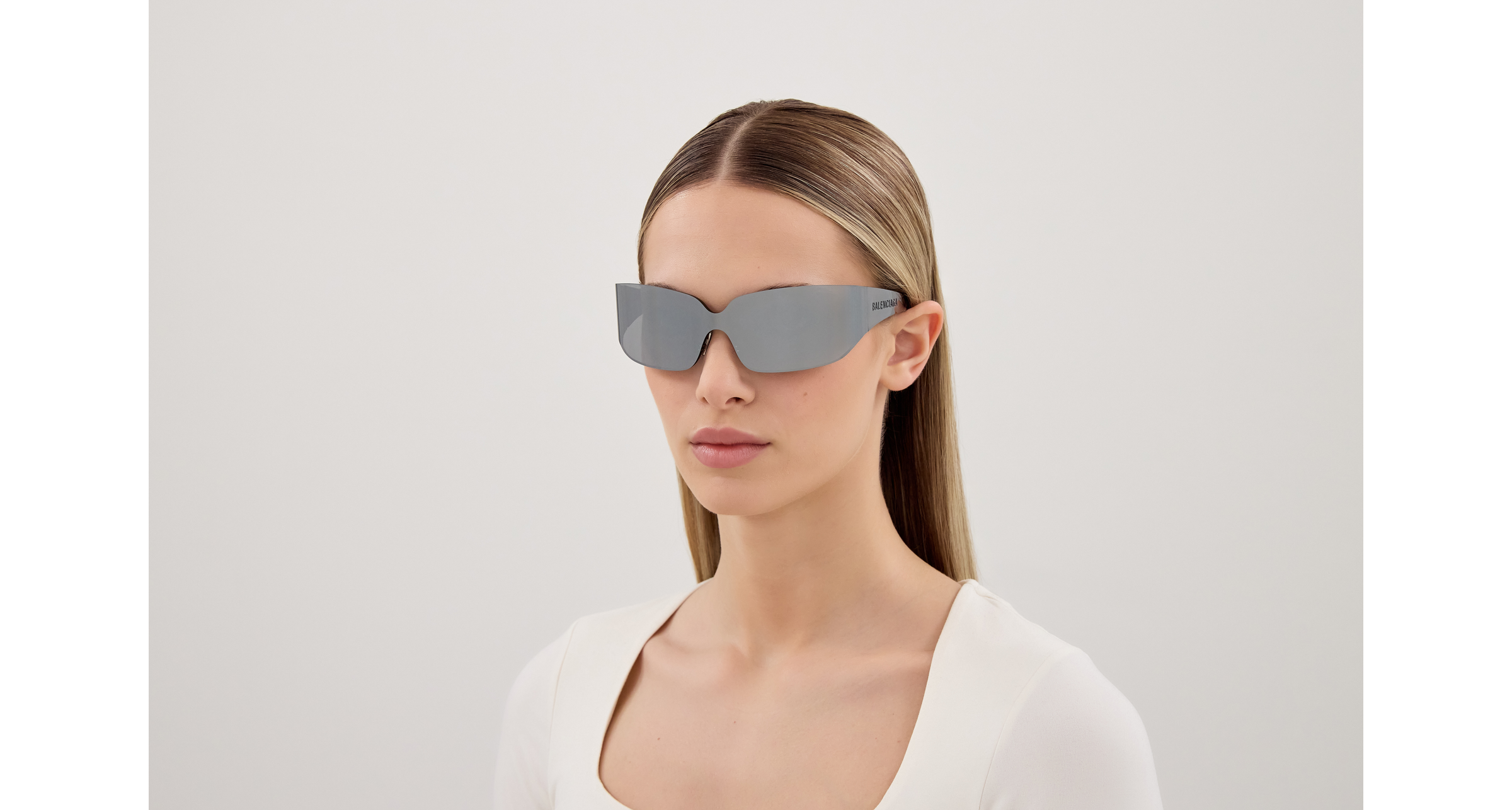 Balenciaga BB0421S-005  