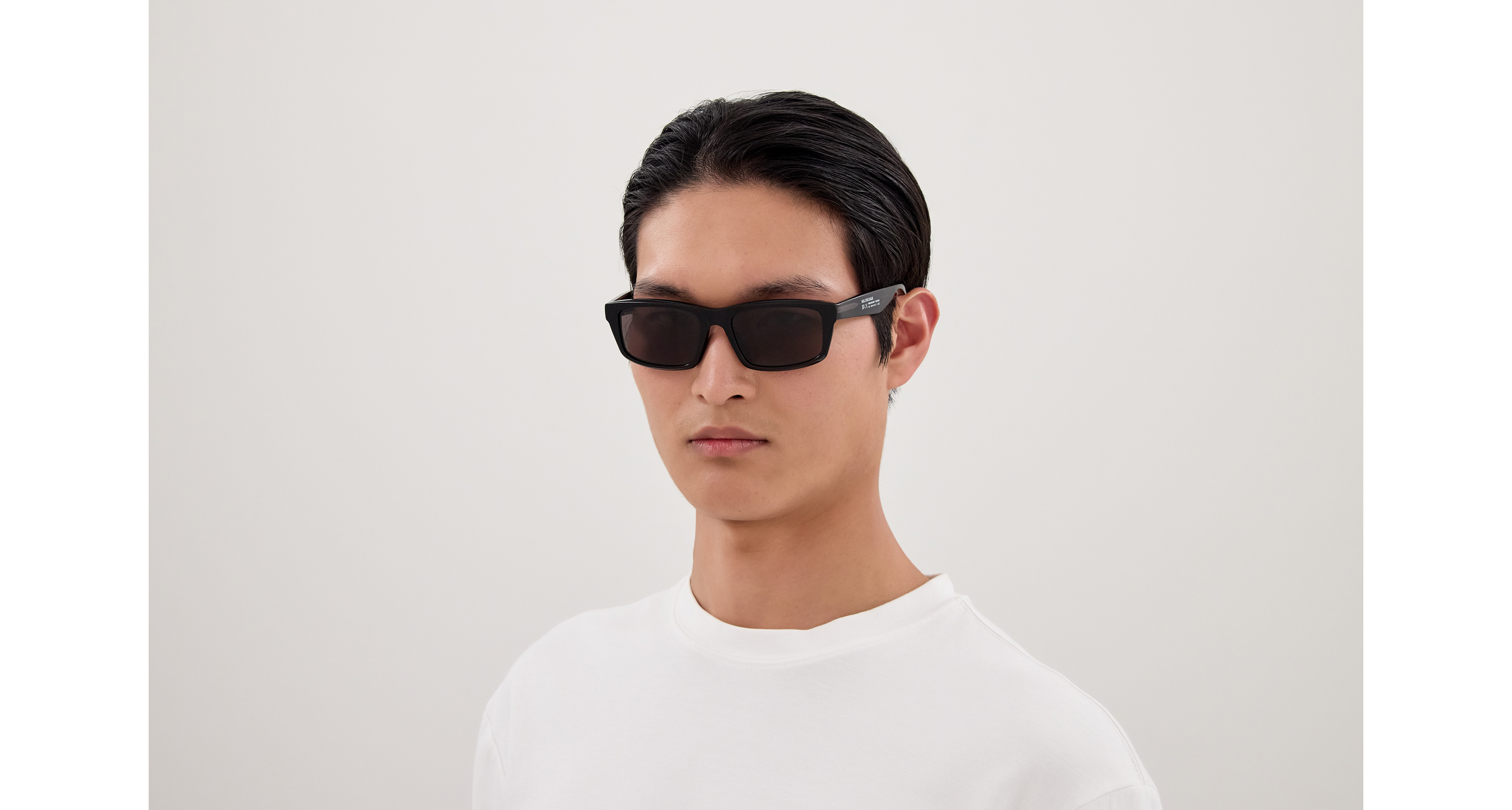 Balenciaga BB0424SK-001  