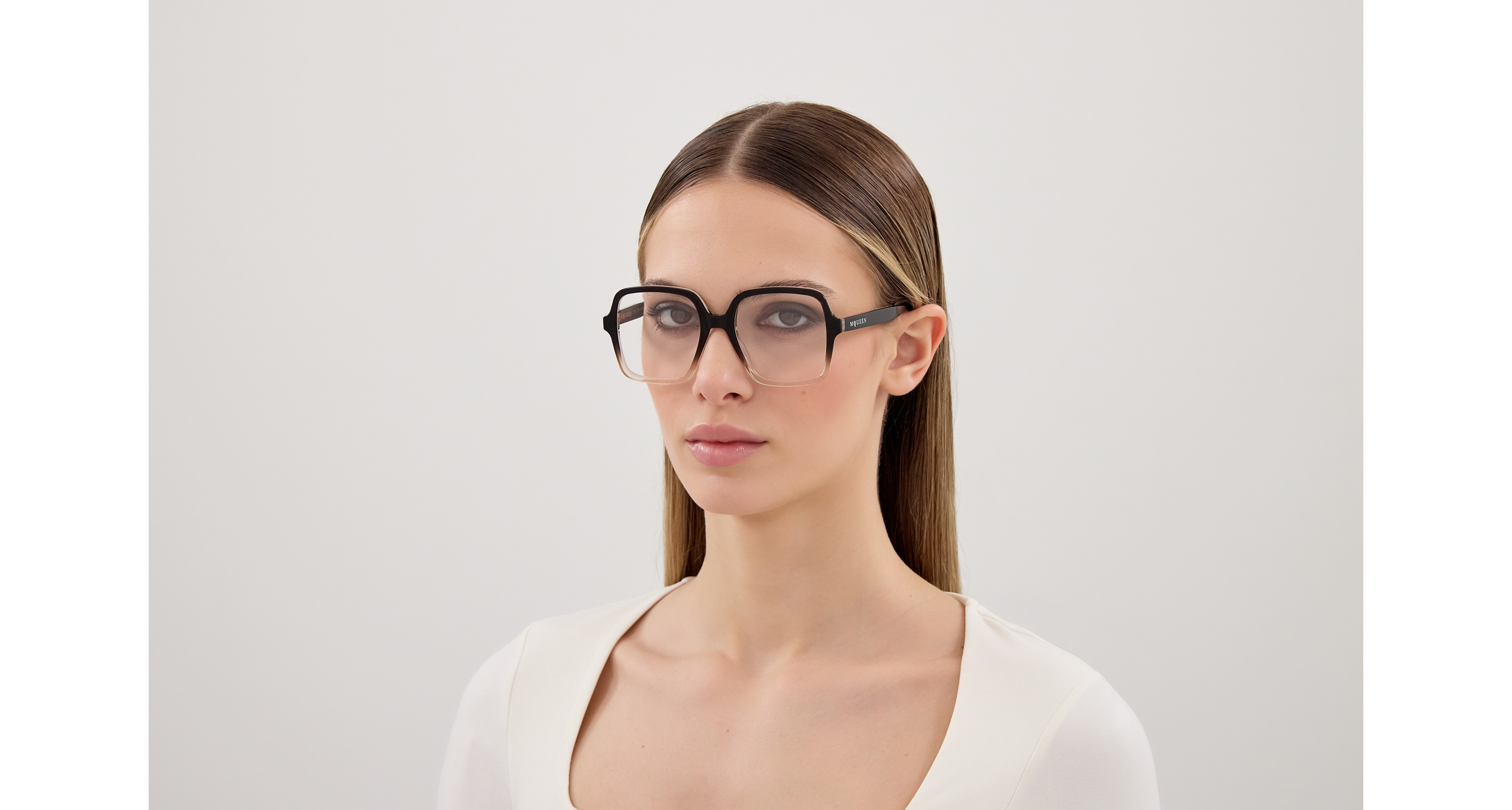 Alexander Mcqueen AM0538O-006  