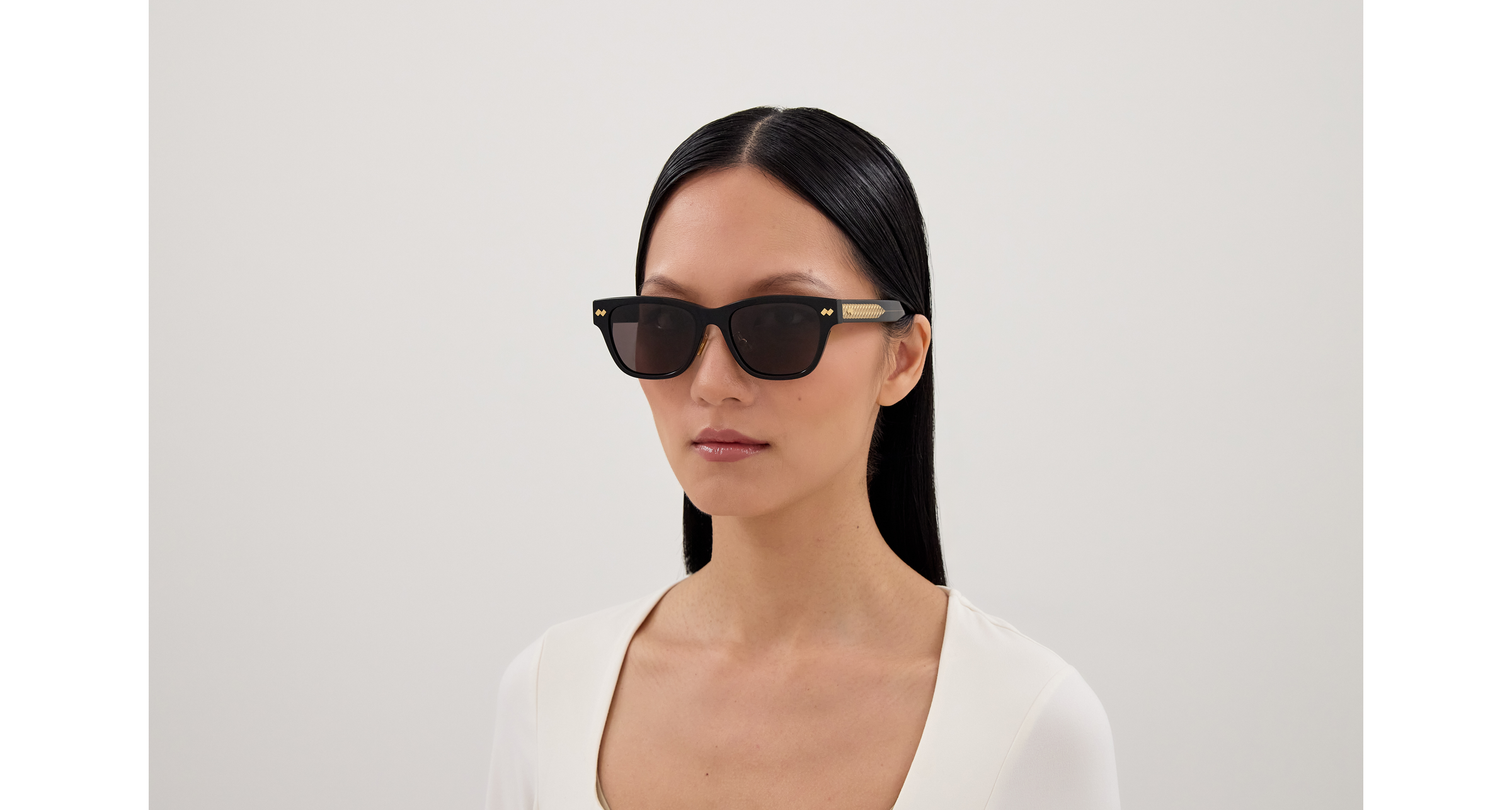Bottega Veneta BV1402SK-001  