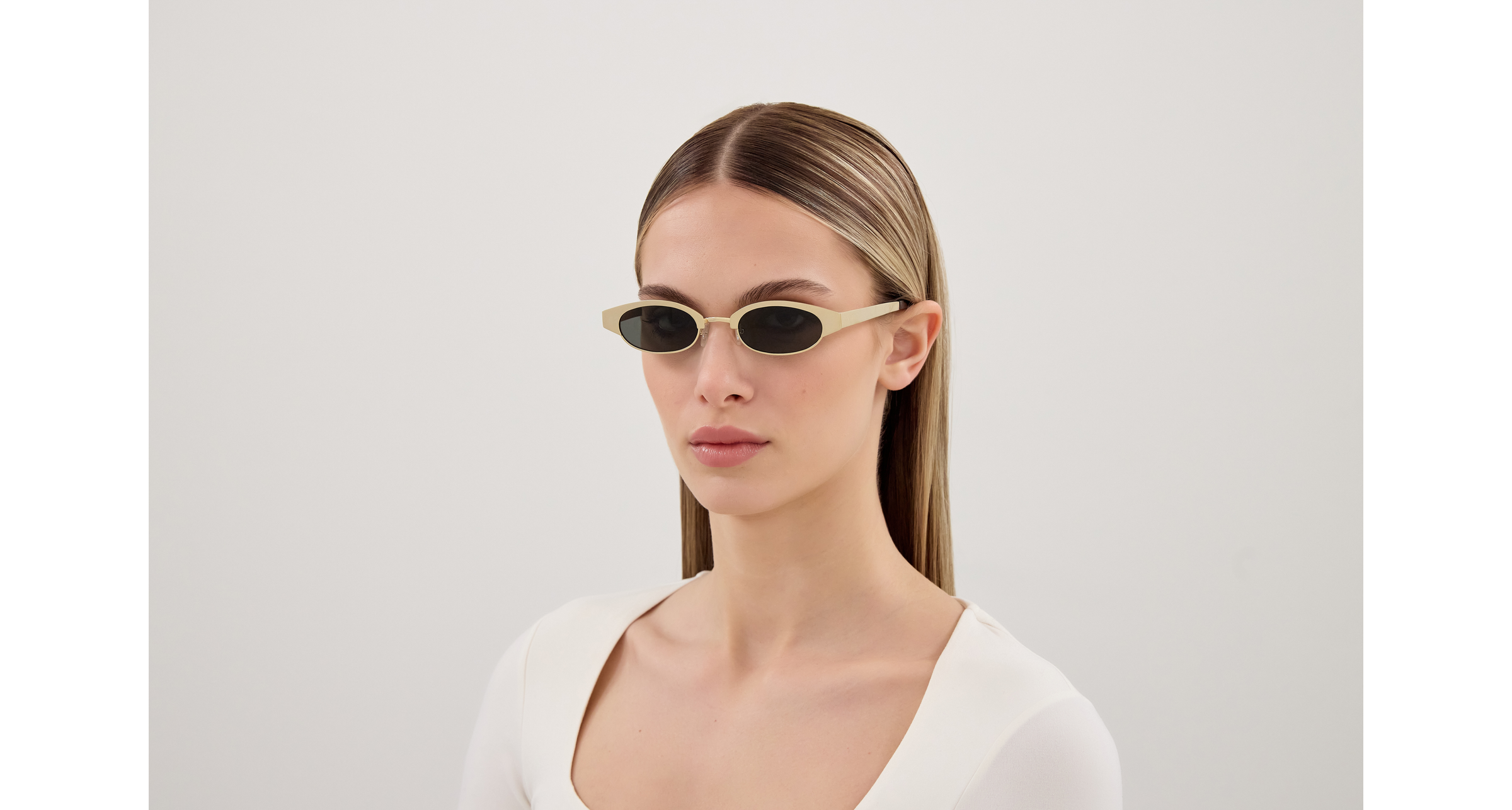 Alexander Mcqueen AM0545S-001  