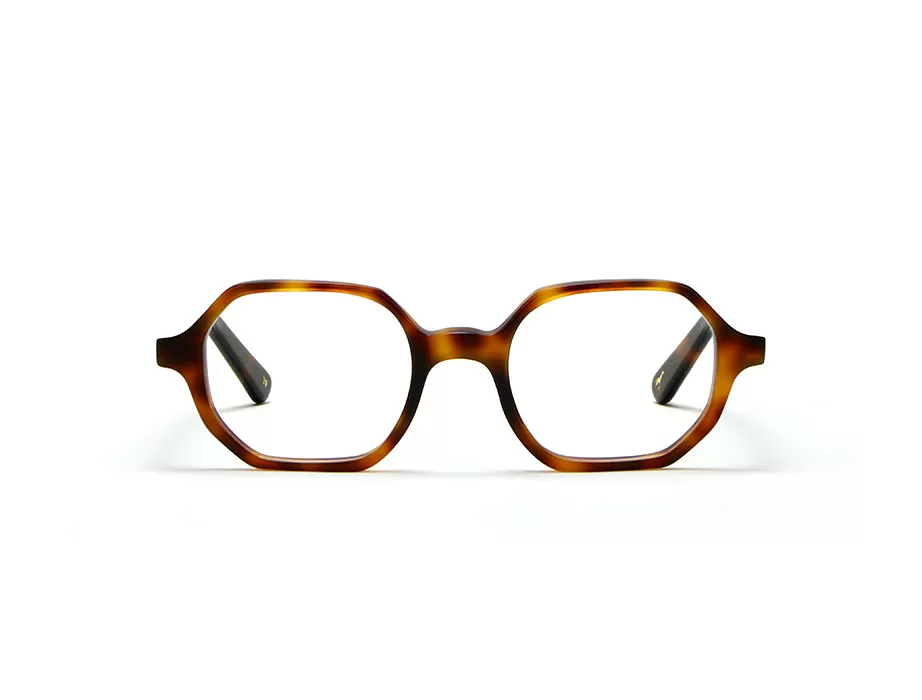 L.G.R. ZANZIBAR 5695  