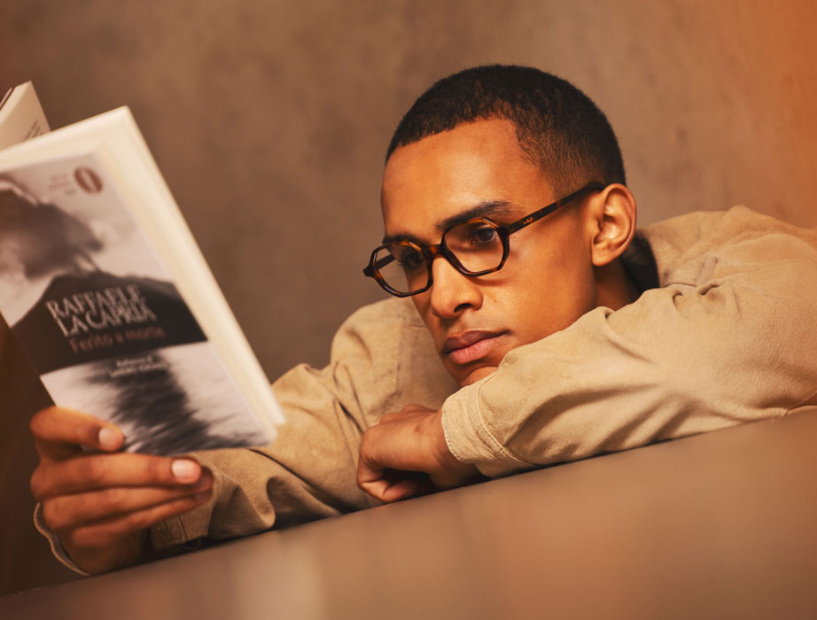 L.G.R. ZANZIBAR 5696  