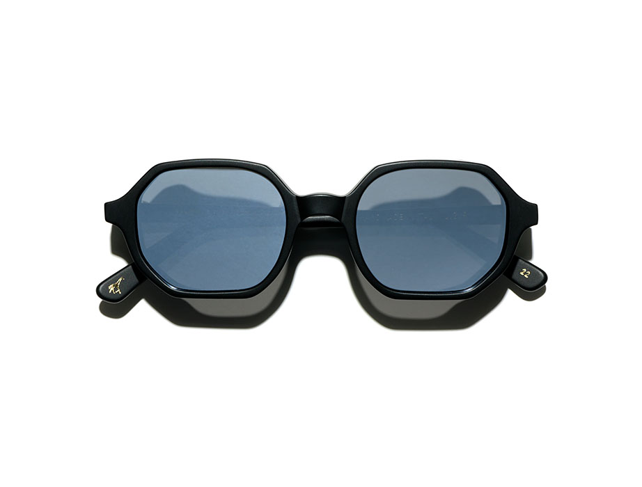 L.G.R. ZANZIBAR EXPLORER 5965  