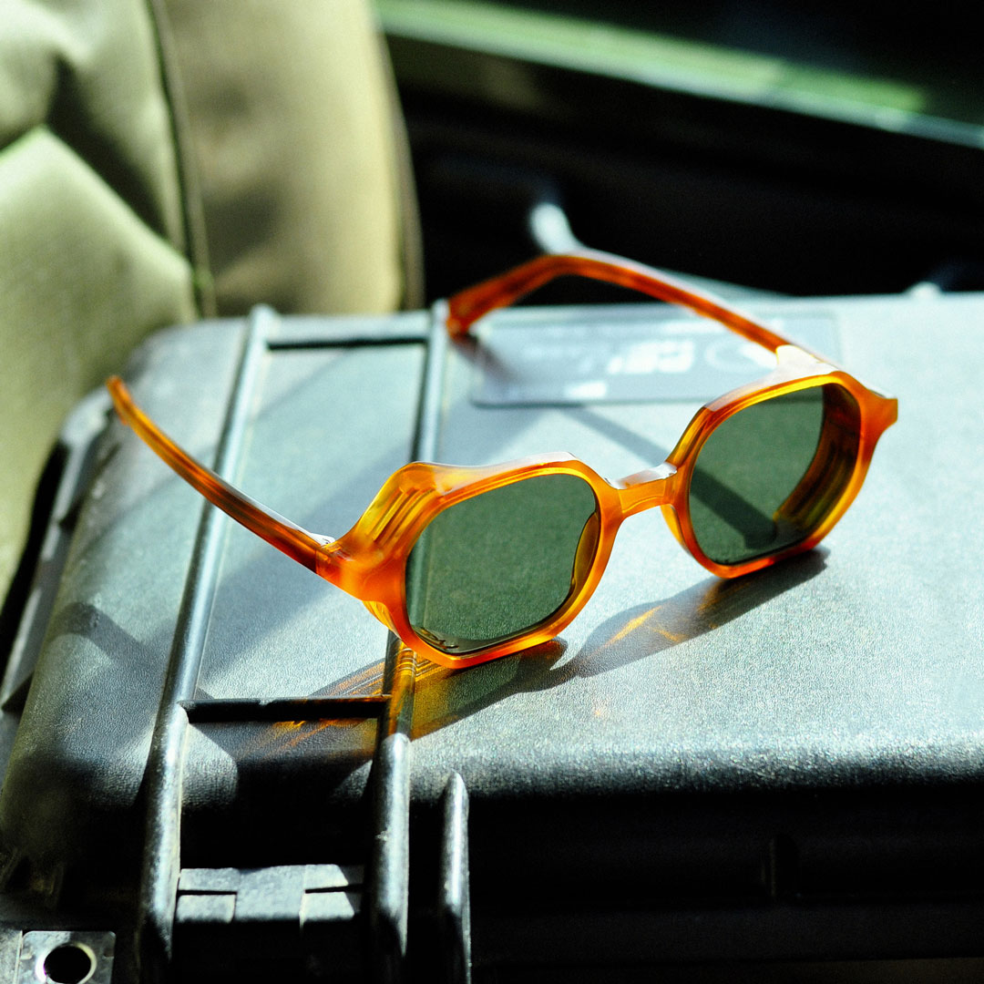 L.G.R. ZANZIBAR EXPLORER 5971  