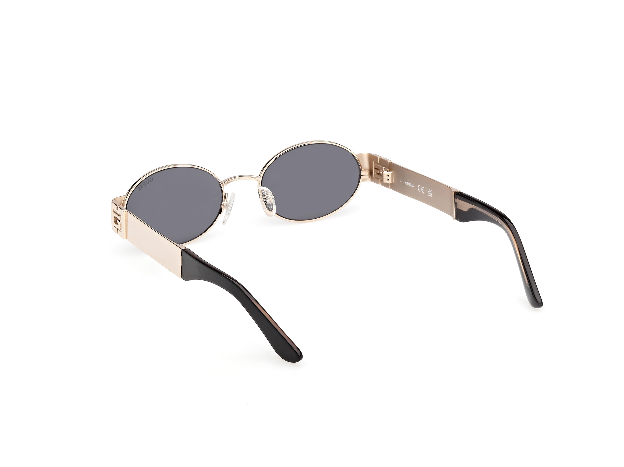 Guess GU00262 32A  