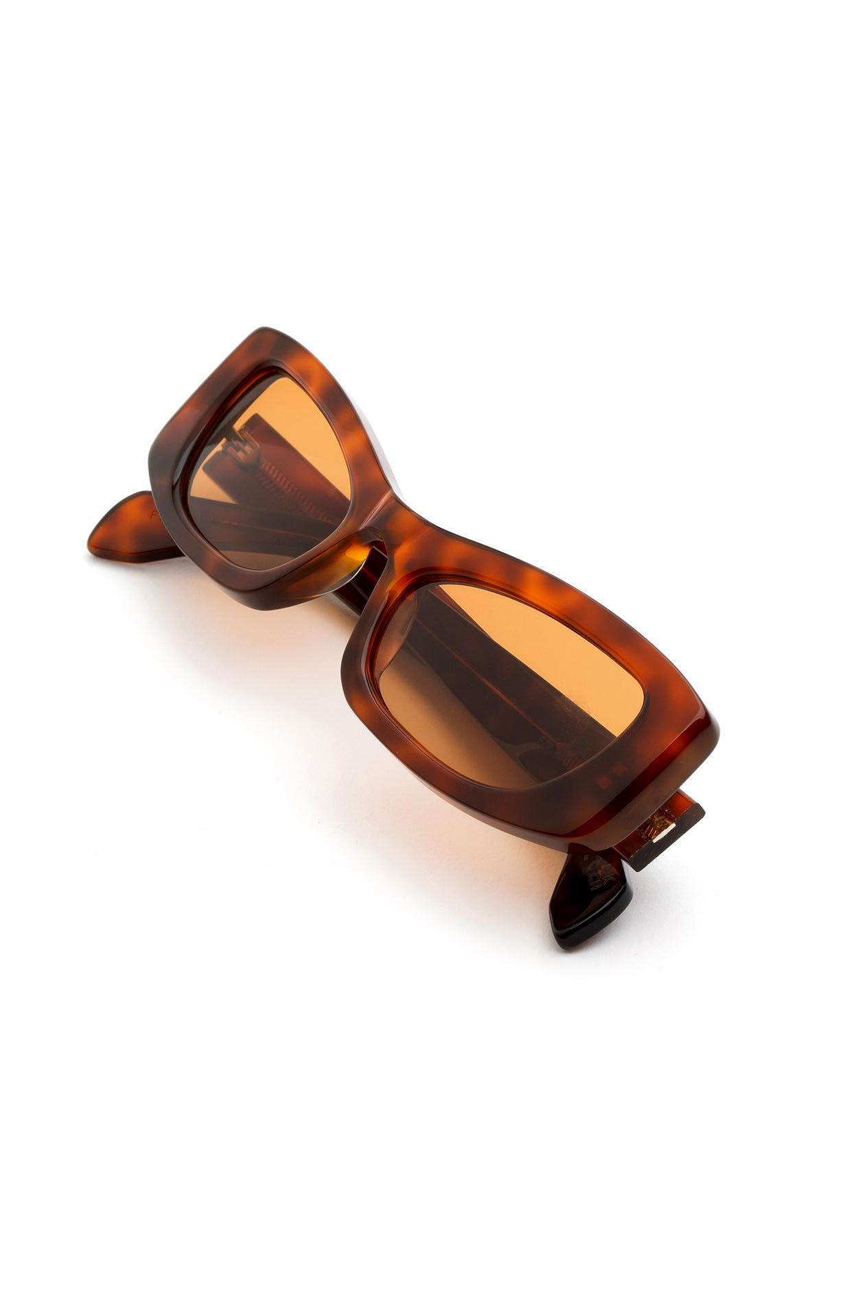 Marni IQ24 F7X Nyama Havana 