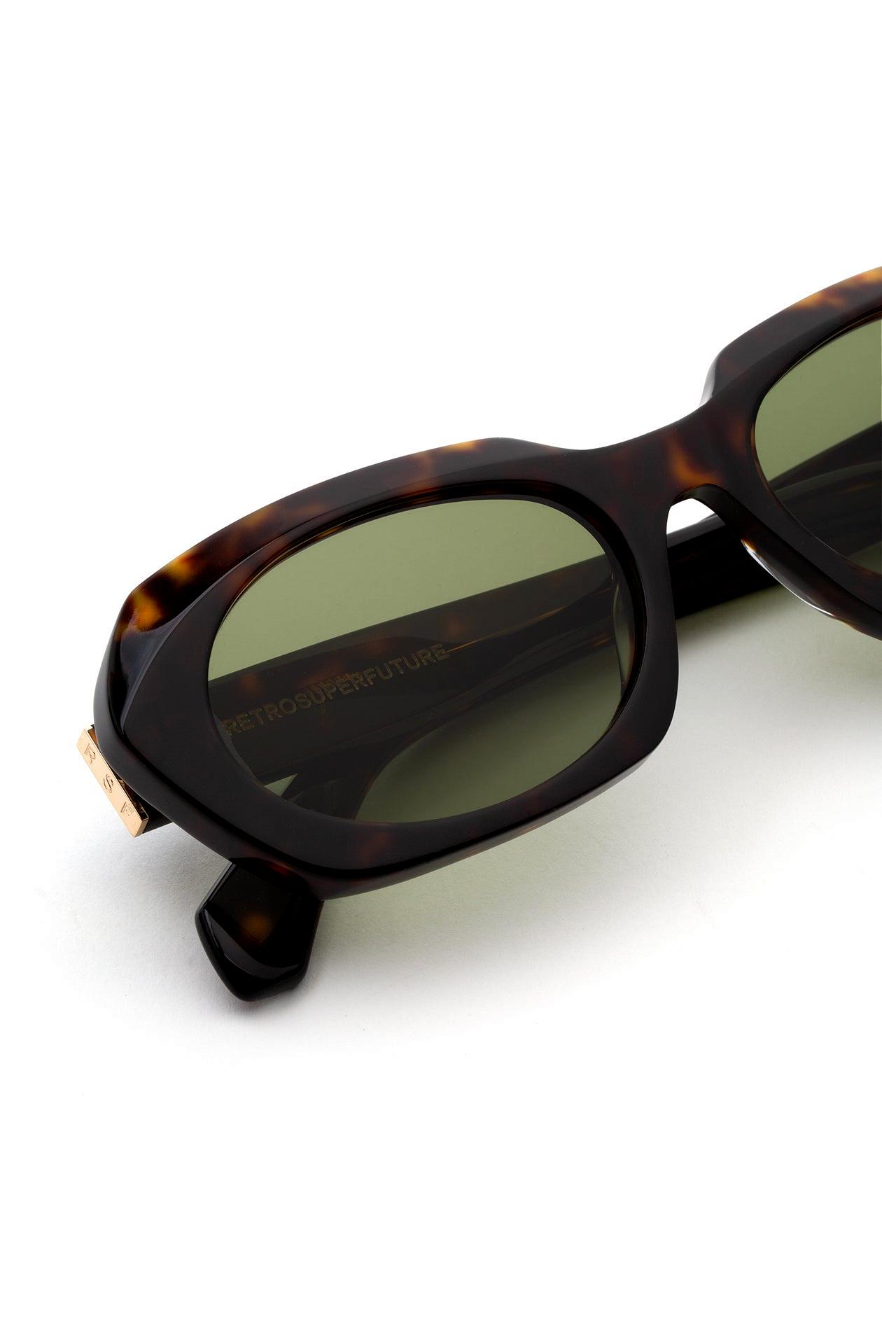 Retrosuperfuture I4YI HZV Epoca 3627 