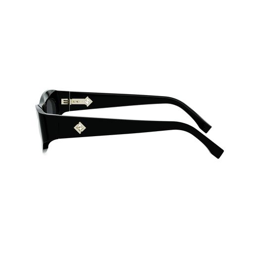 Fendi FE40177U 01A
